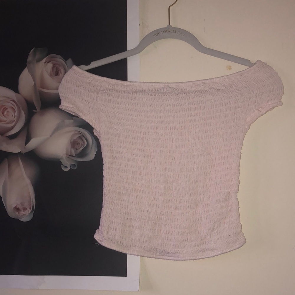 BRANDY MELVILLE crop top